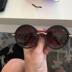 Quay Circle Sunglasses